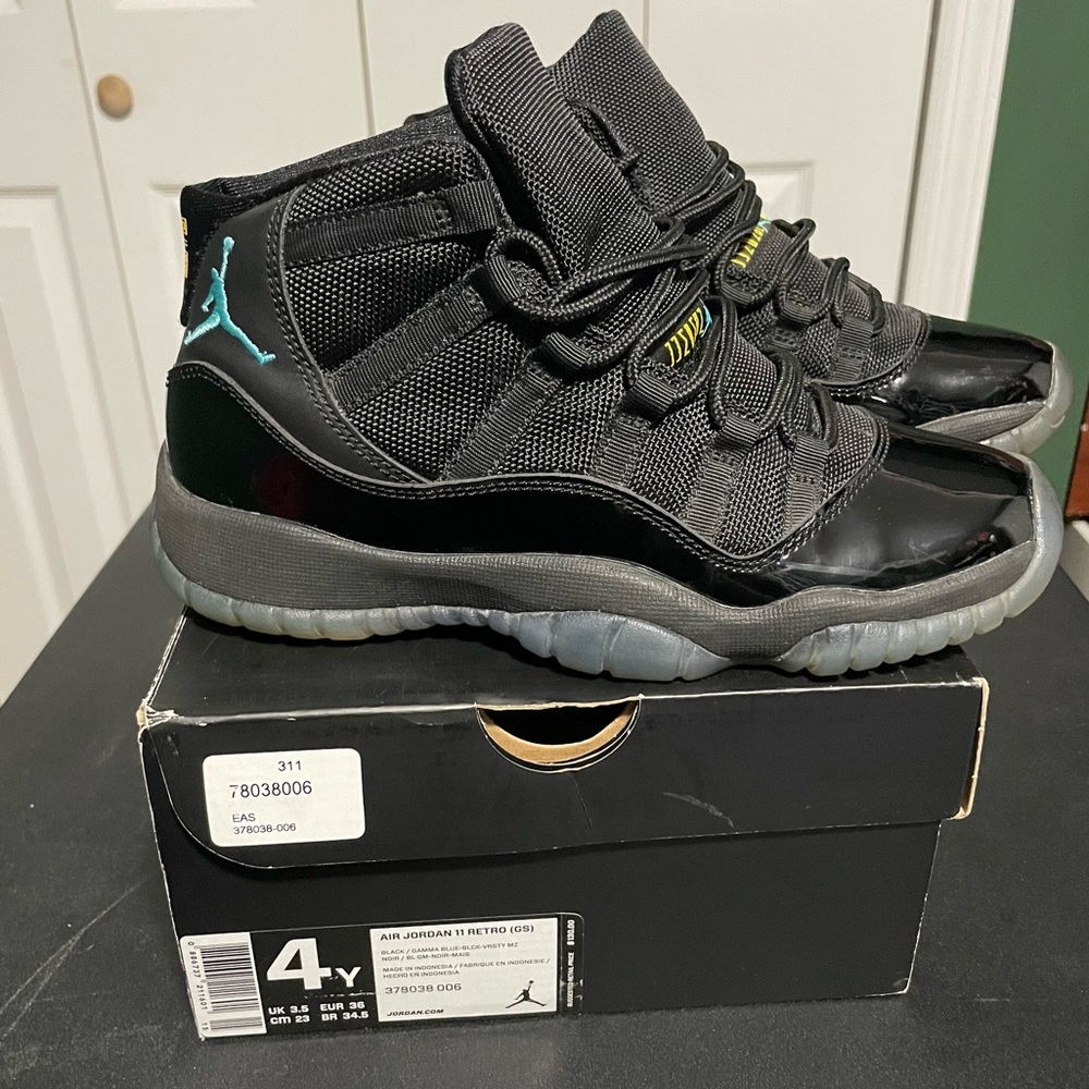 Jordan Retro 11 Gamma Blue Size 4Y (2013 Release)